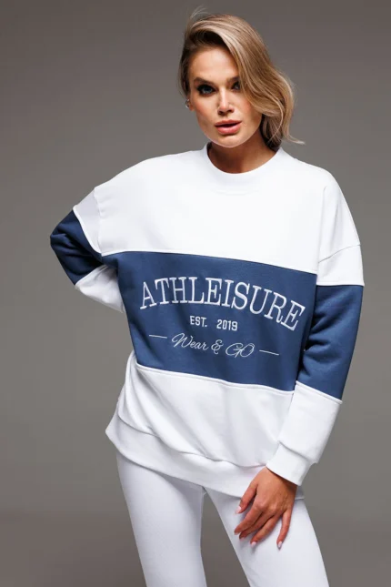 Свитшот со вставкой в цвете индиго и вышивкой Athleisure