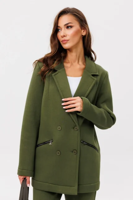 Трикотажный двубортный жакет